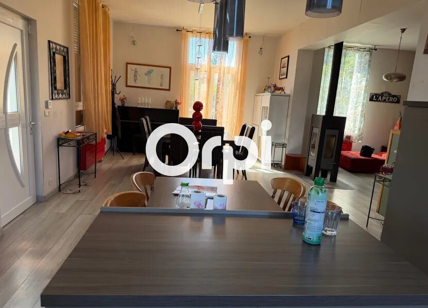Maison à vendre, 184m², La Côte-Saint-André