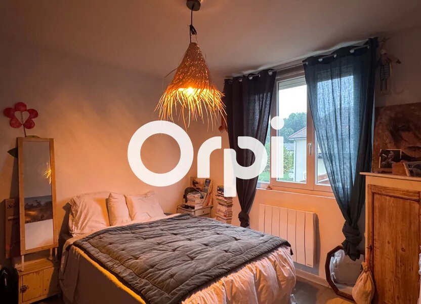Appartement à louer, 76m², Viriville