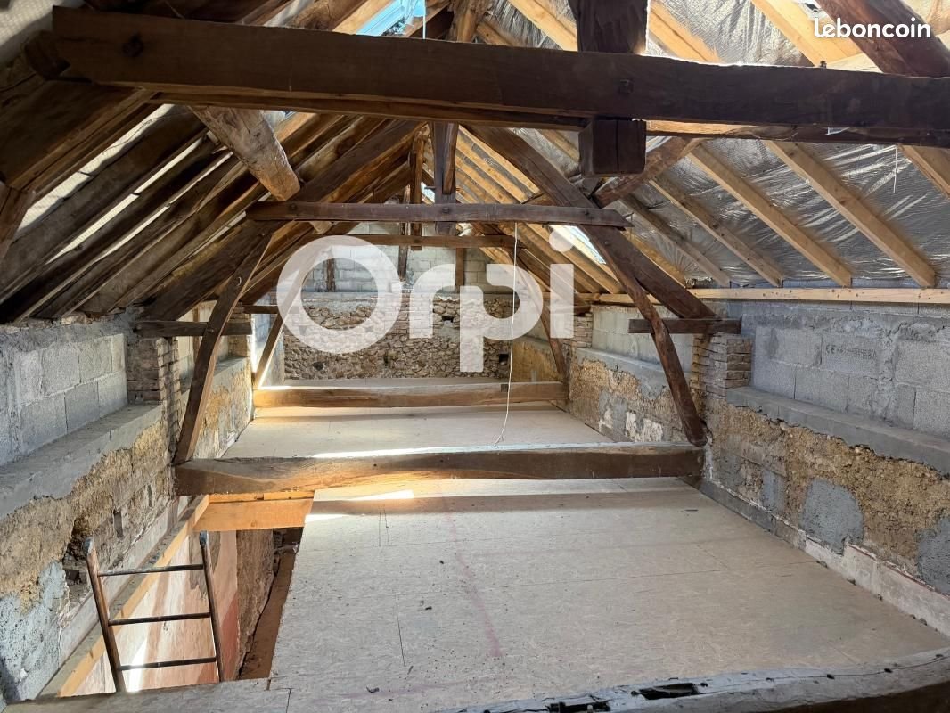 Appartement à vendre, 345m², Saint-Étienne-de-Saint-Geoirs