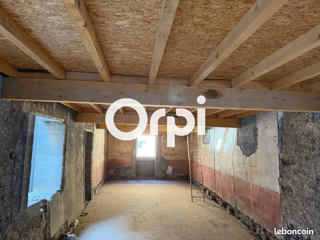 Appartement à vendre, 345m², Saint-Étienne-de-Saint-Geoirs