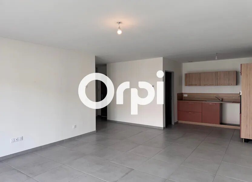Appartement à louer, 79m², Beaurepaire