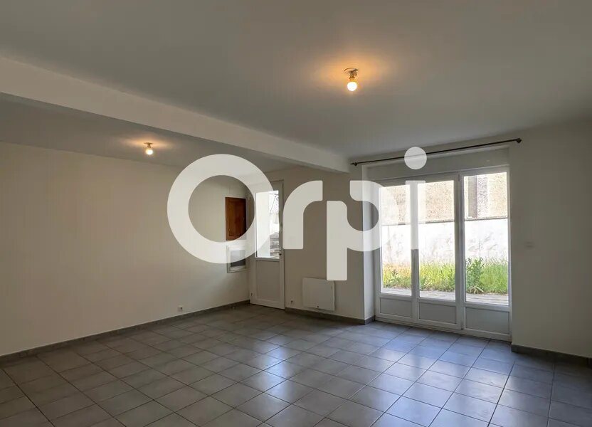 Maison à louer, 101m², Pommier-de-Beaurepaire