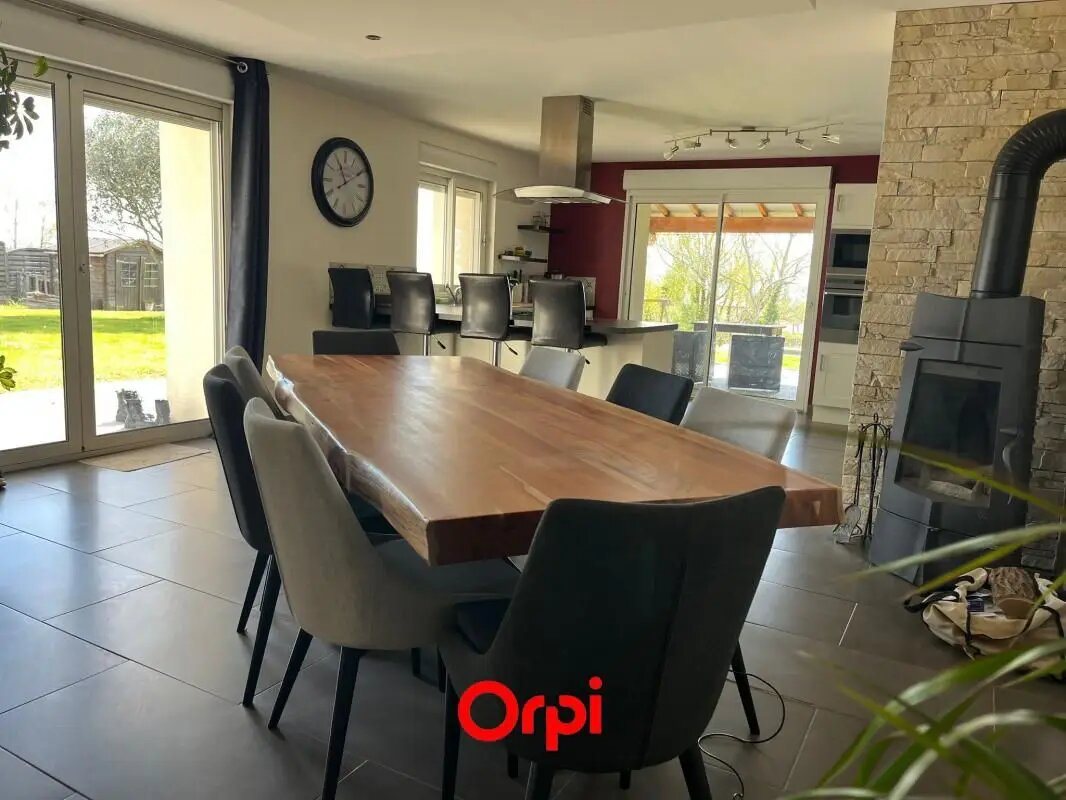 Maison à vendre, 190m², Cour-et-Buis