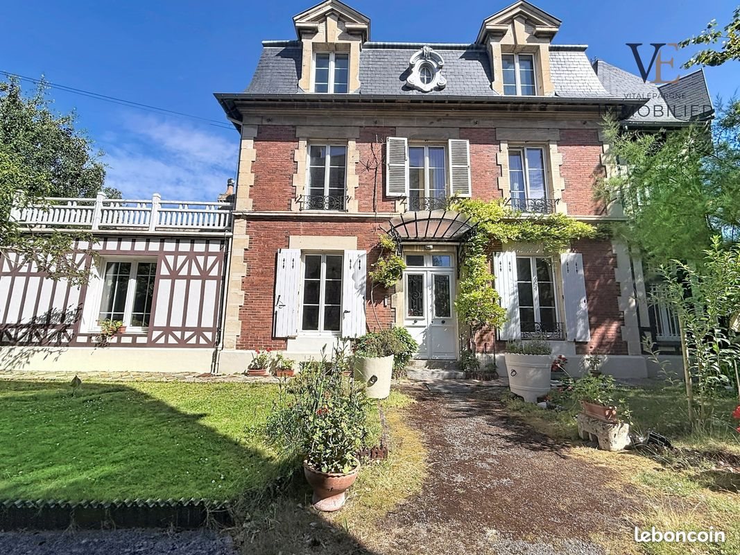 Maison à vendre, 185m², Caen