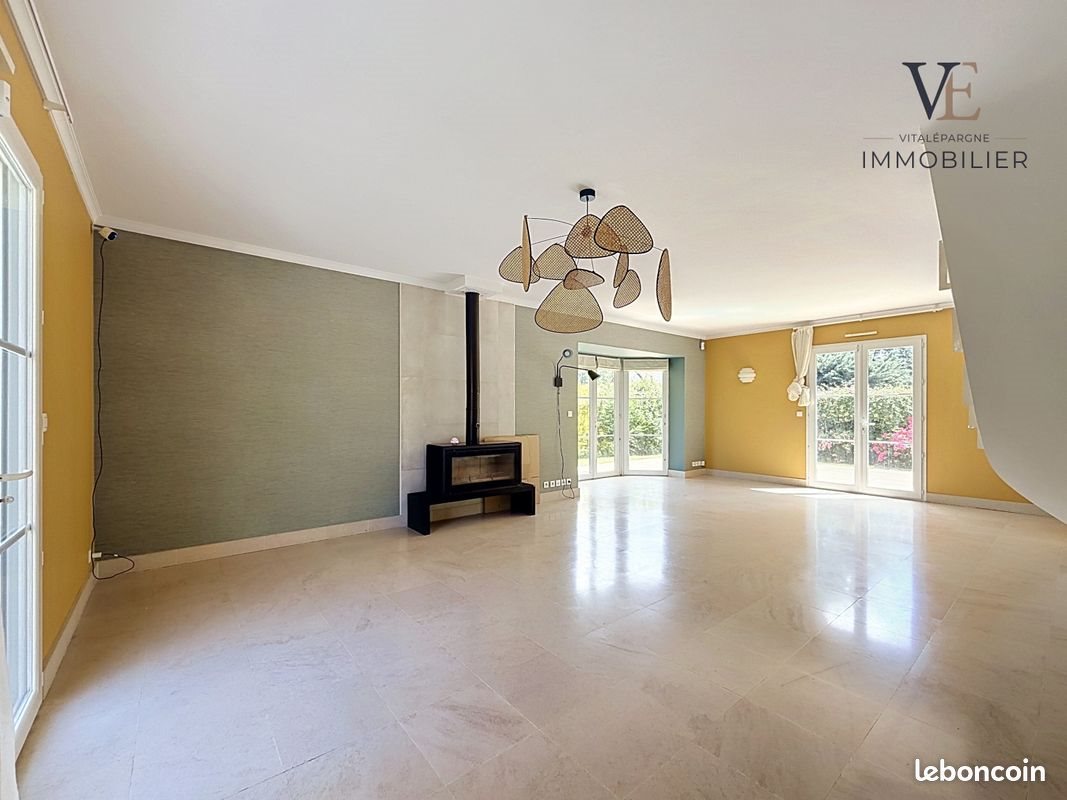Maison à vendre, 196m², Bretteville-sur-Odon