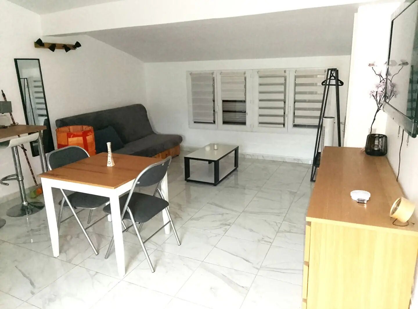 Appartement à louer, 23m², Istres