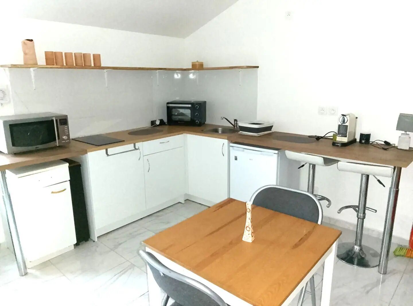 Appartement à louer, 23m², Istres