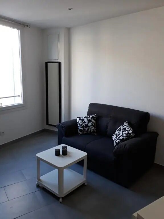 Appartement à louer, 24m², Istres