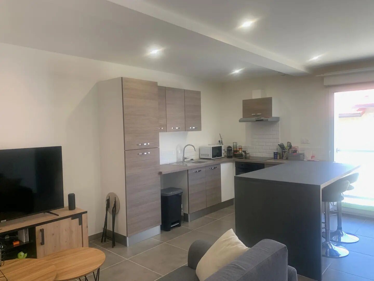 Appartement à louer, 74m², Toussieu