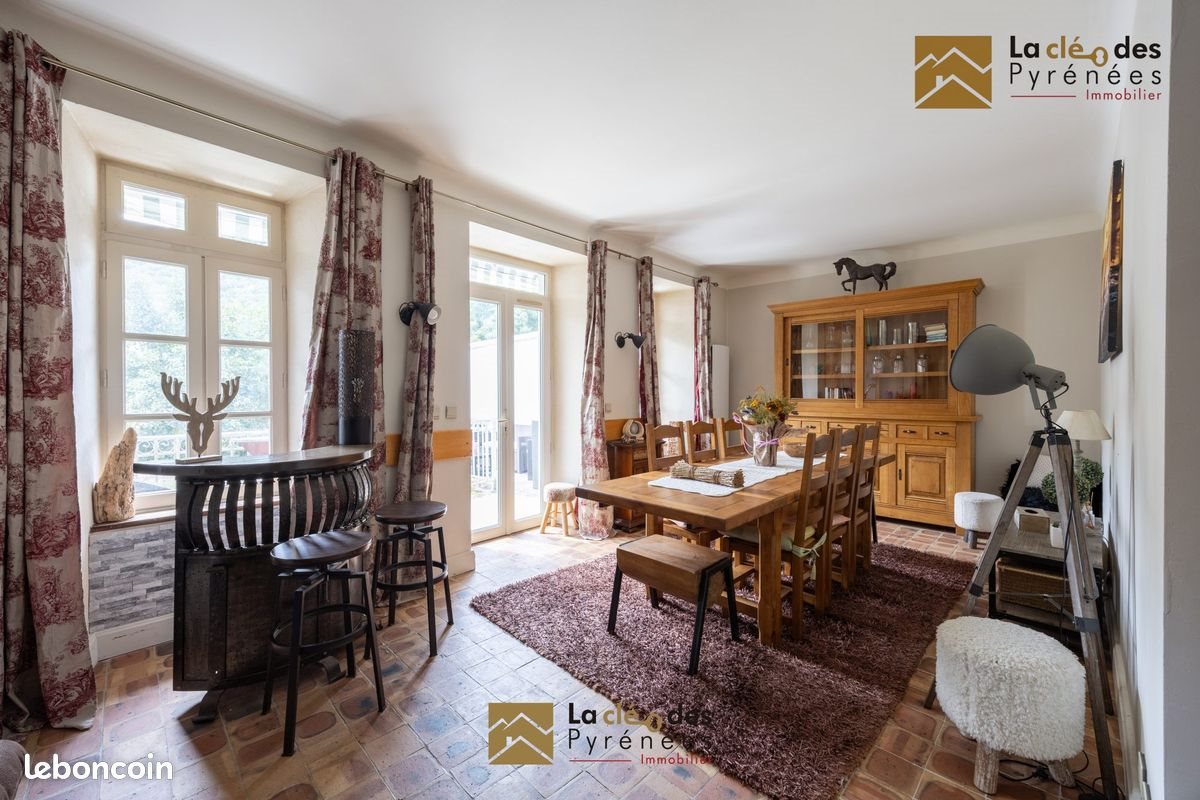 Maison à vendre, 212m², Arreau