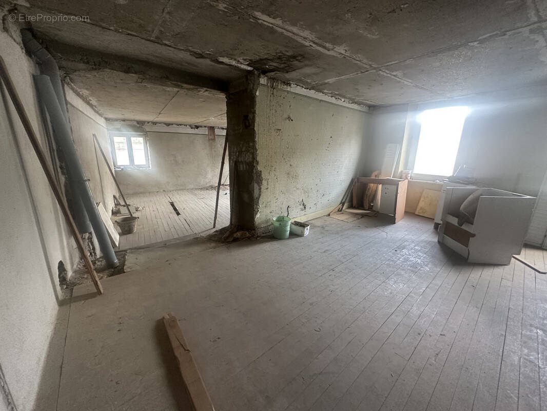 Appartement à vendre, 400m², Yssingeaux
