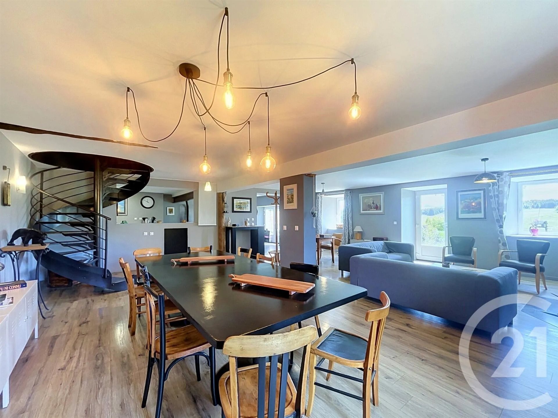 Maison à vendre, 375m², Fay-sur-Lignon