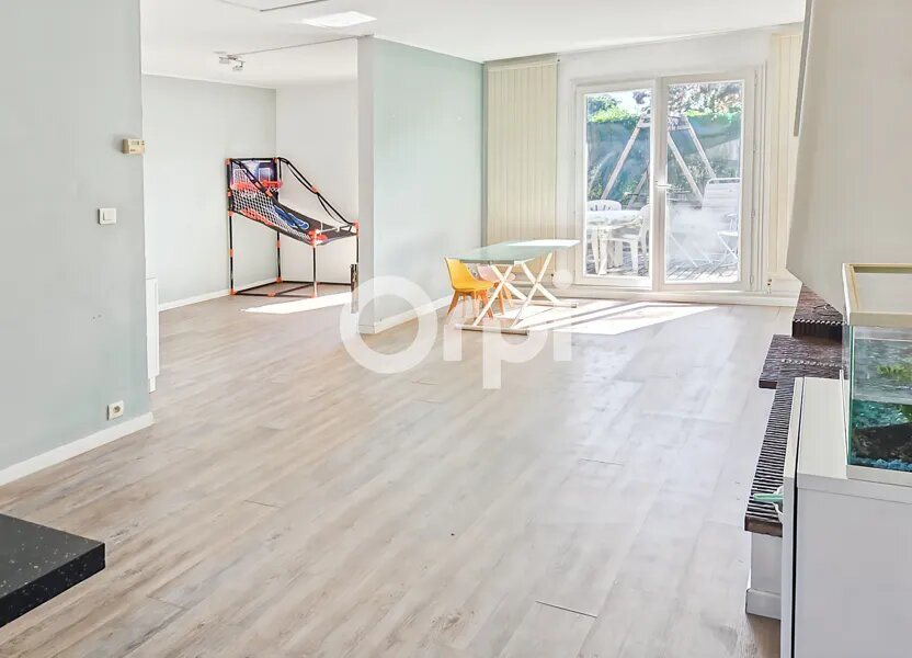 Maison à vendre, 97m², Fosses