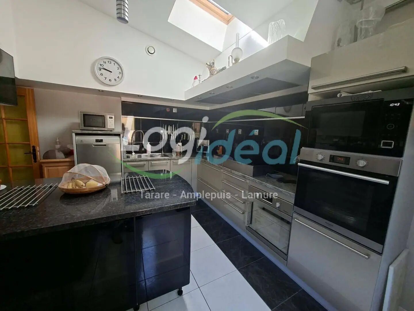 Maison à vendre, 183m², Saint-Bonnet-le-Troncy