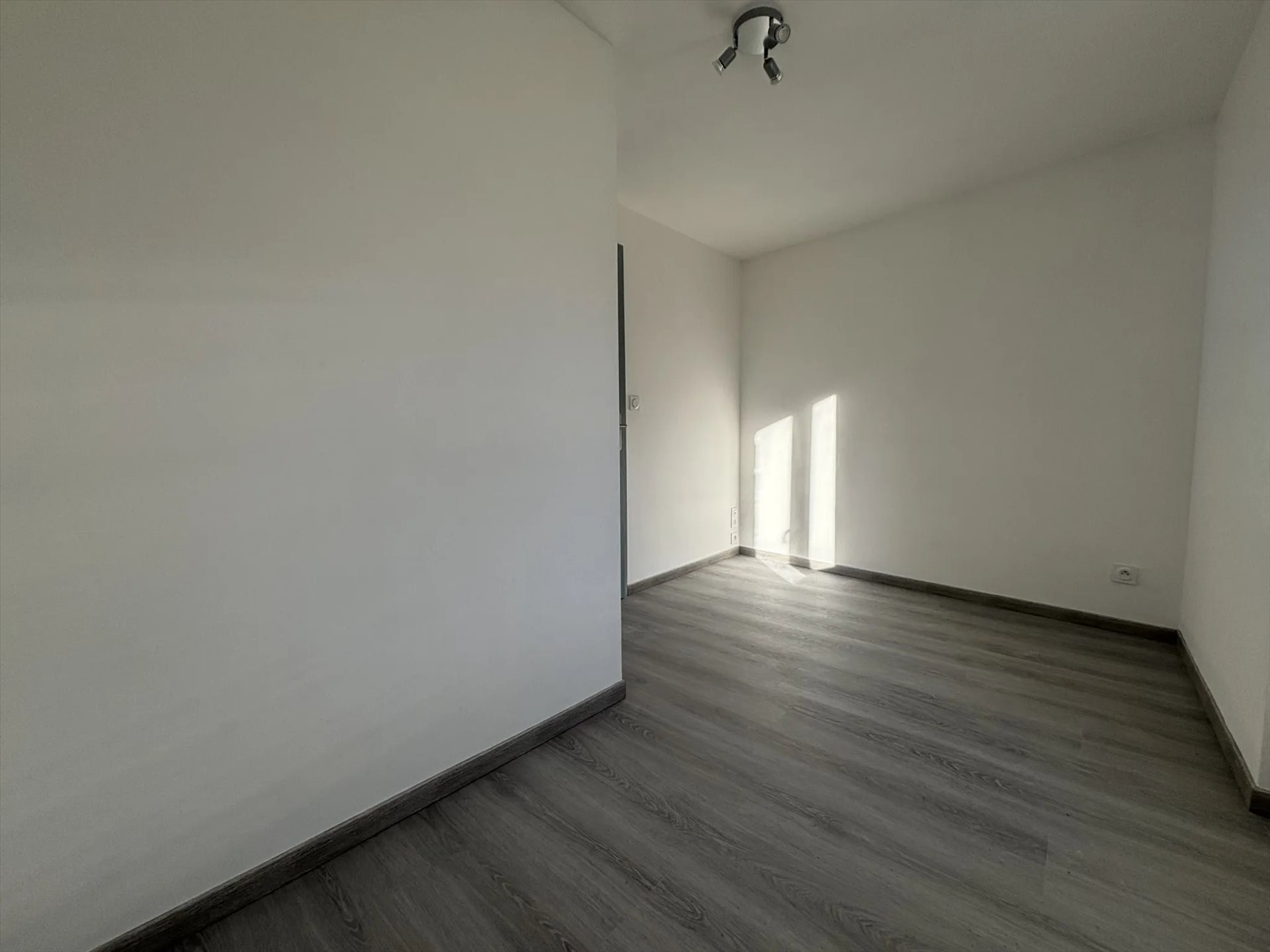 Appartement à louer, 38m², Saint-Clément-sur-Valsonne