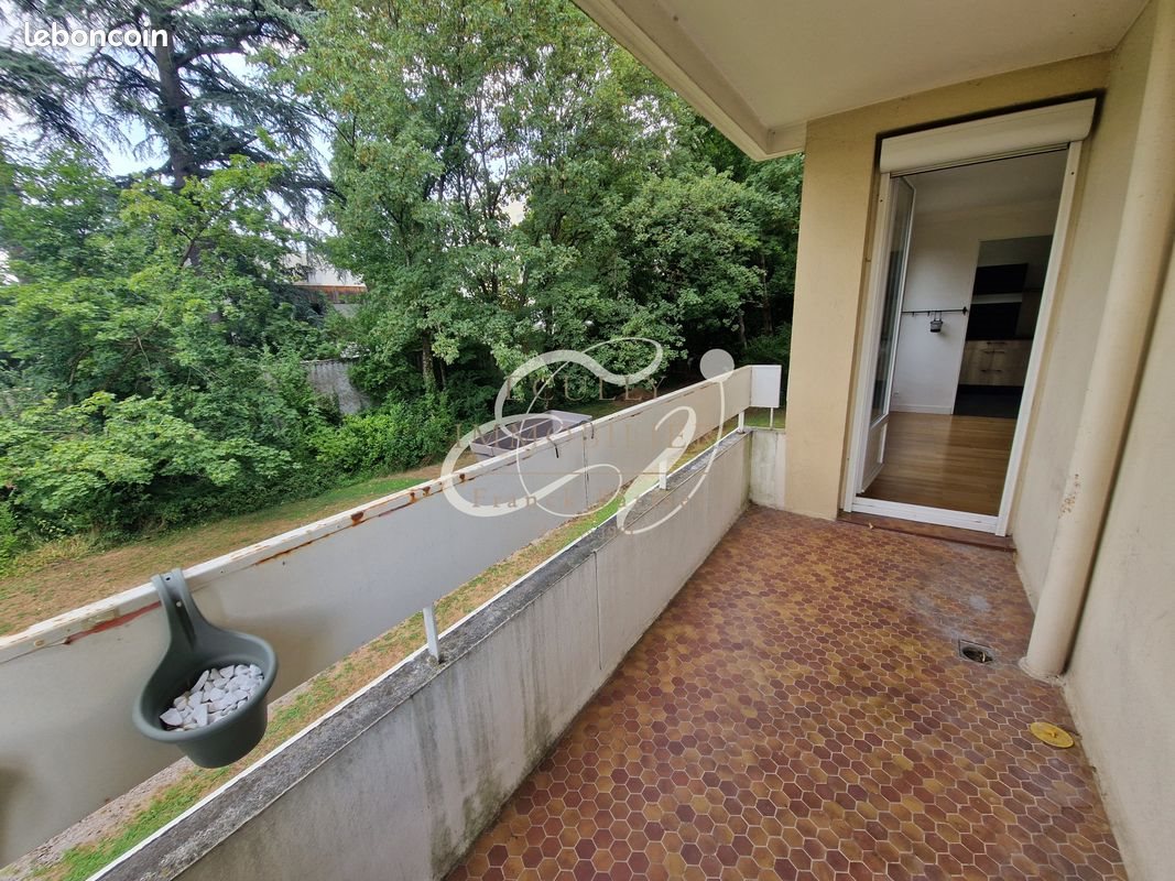 Appartement à louer, 78m², Ecully
