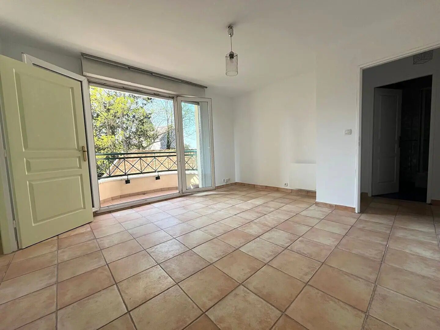 Appartement à louer, 25m², Les Clayes-sous-Bois