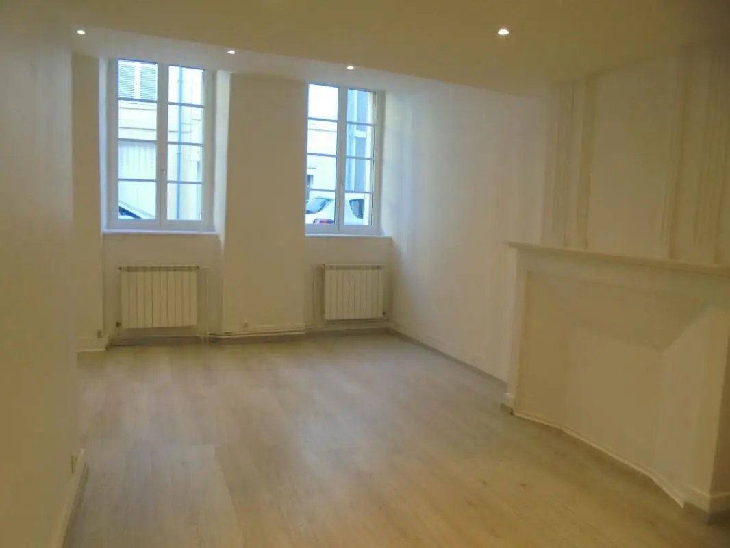 Appartement à louer, 68m², Laon