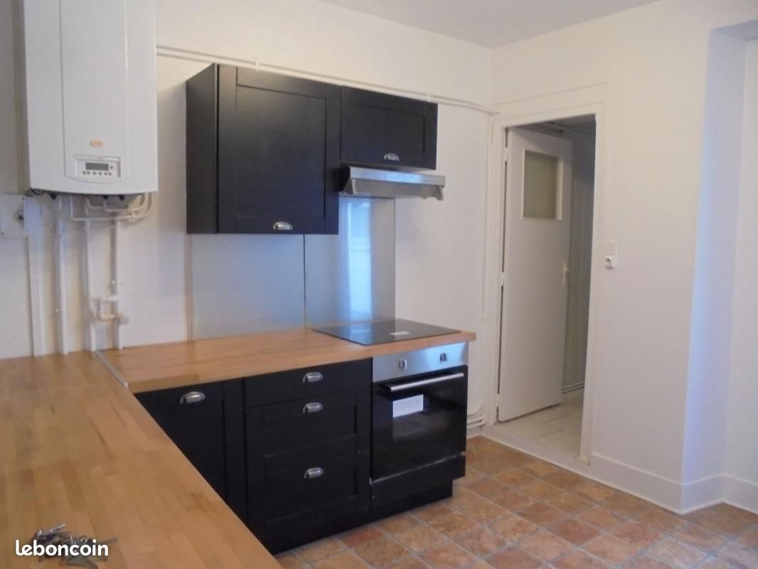 Appartement à louer, 68m², Laon