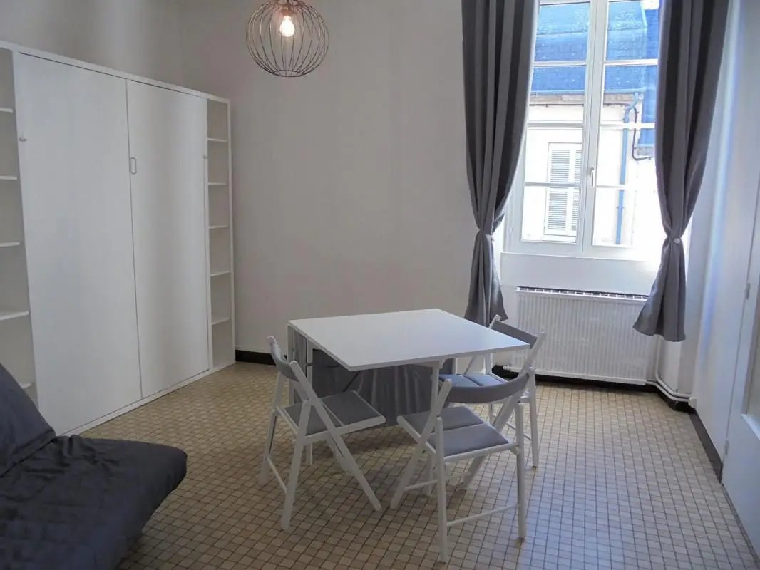 Appartement à louer, 37m², Laon