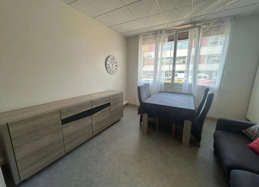 Appartement à louer, 43m², Laon