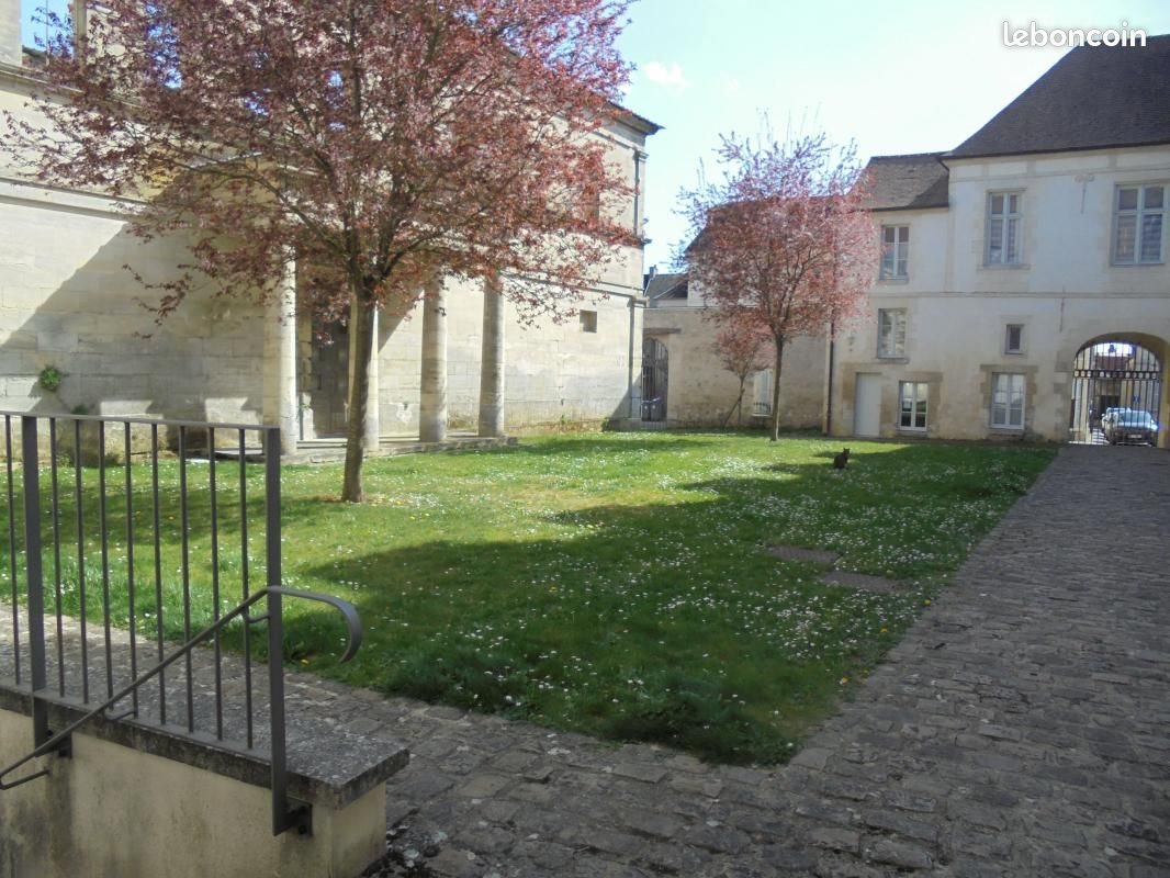 Appartement à louer, 50m², Laon