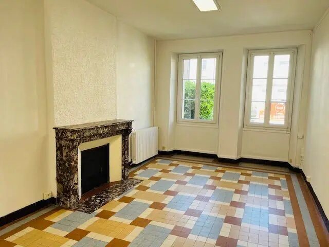 Maison à louer, 100m², Bruyères-et-Montbérault