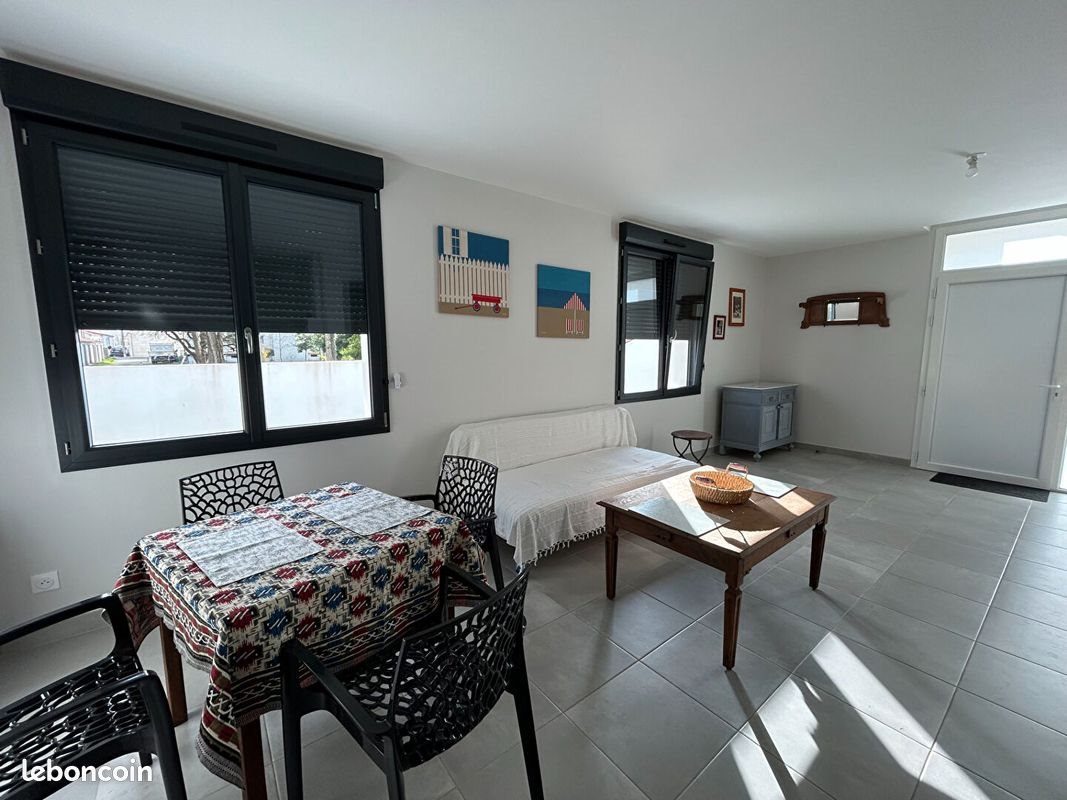 Appartement à louer, 57m², Rochefort
