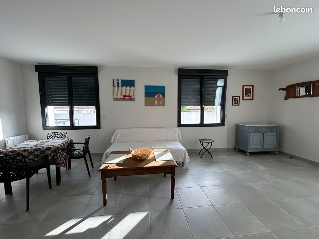 Appartement à louer, 57m², Rochefort