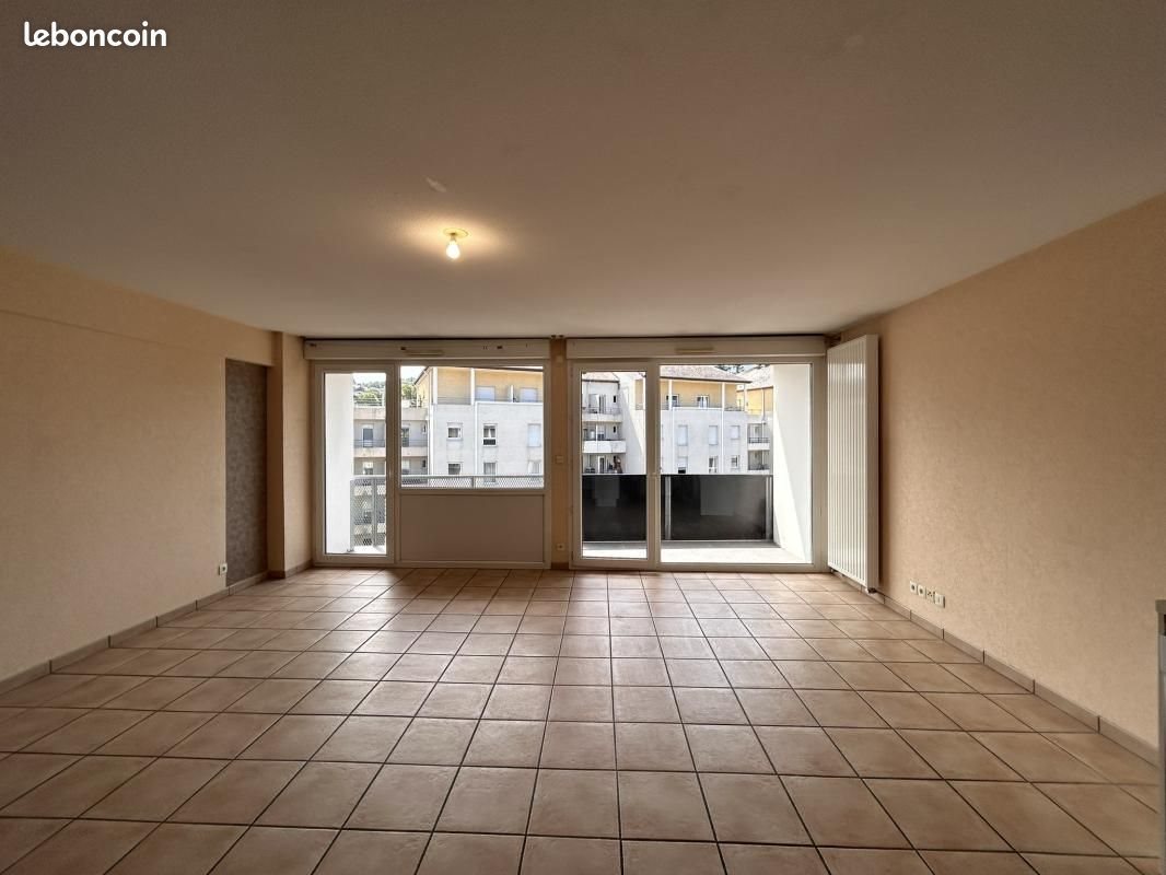 Appartement à louer, 70m², Chambéry