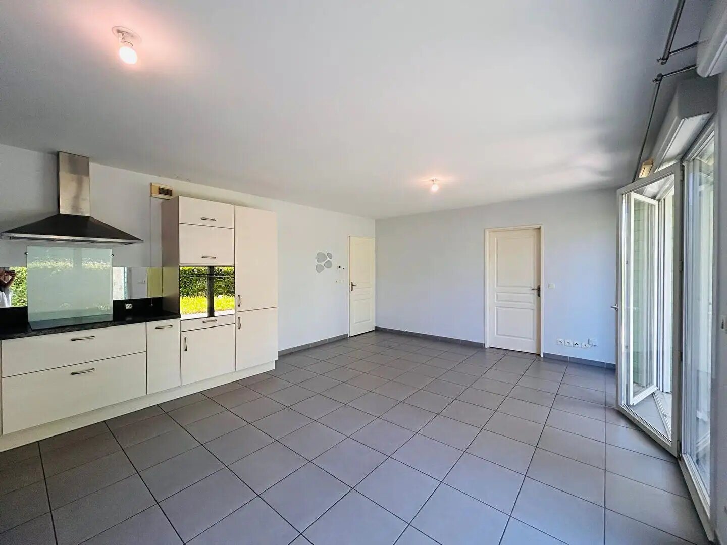 Appartement à vendre, 73m², Méry