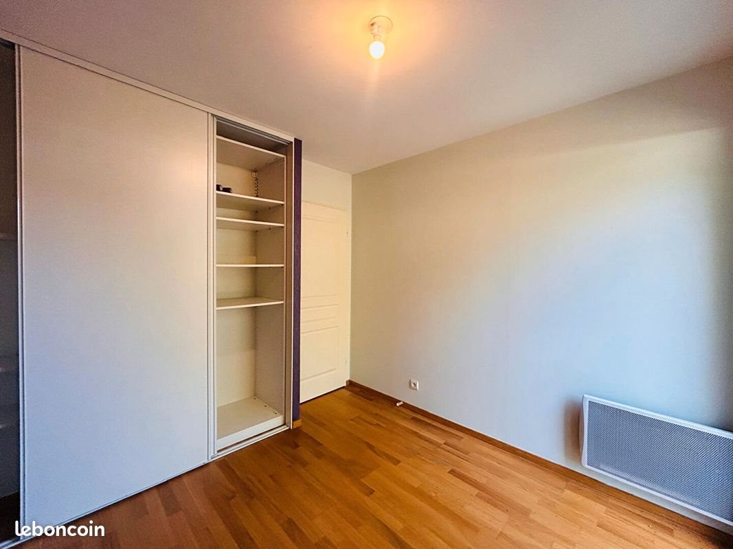 Appartement à vendre, 73m², Méry