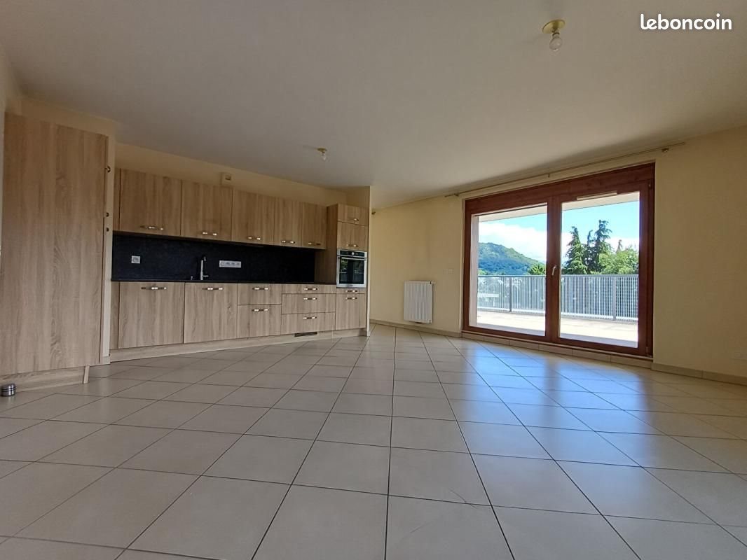 Appartement à vendre, 68m², Challes-les-Eaux