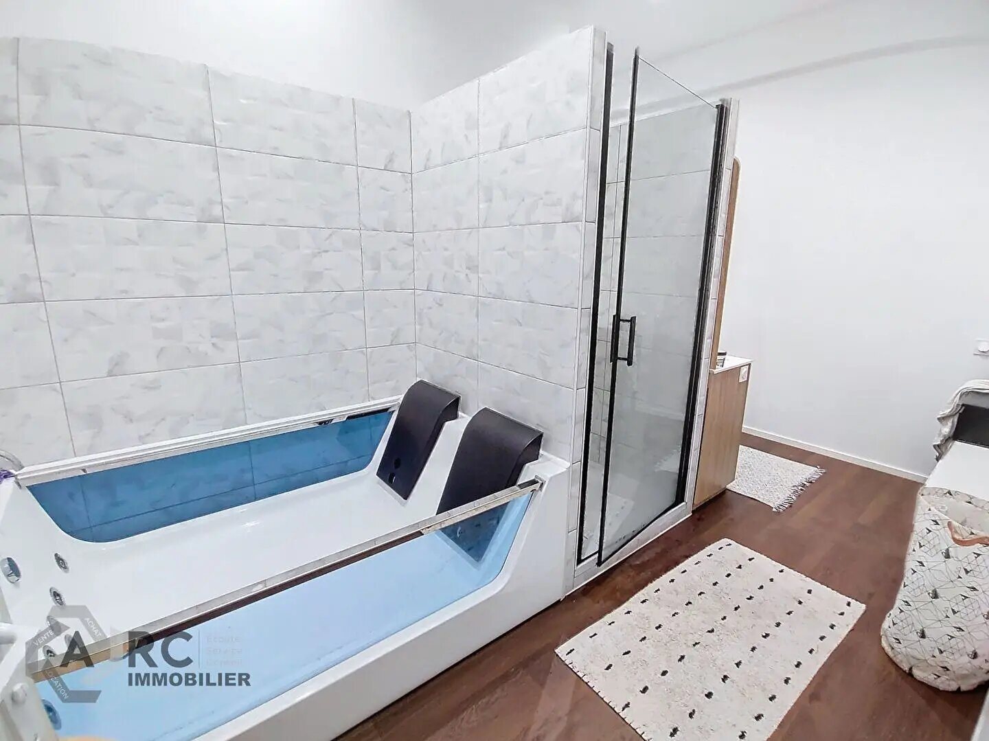Appartement à vendre, 354m², Saint-Cyr-en-Val