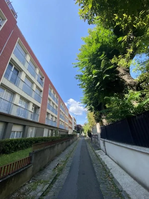 Appartement à louer, 31m², Courbevoie