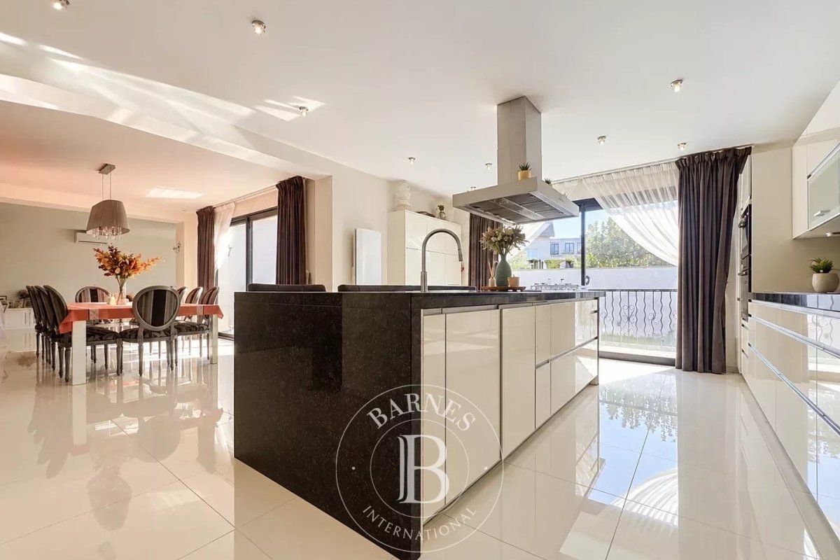 Maison à vendre, 478m², Chennevières-sur-Marne