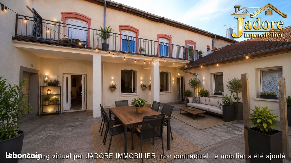 Appartement à vendre, 675m², Saint-Dié-des-Vosges