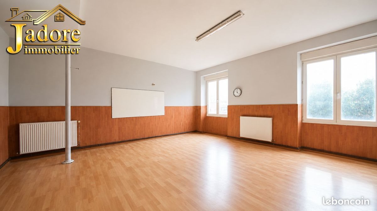 Appartement à vendre, 675m², Saint-Dié-des-Vosges