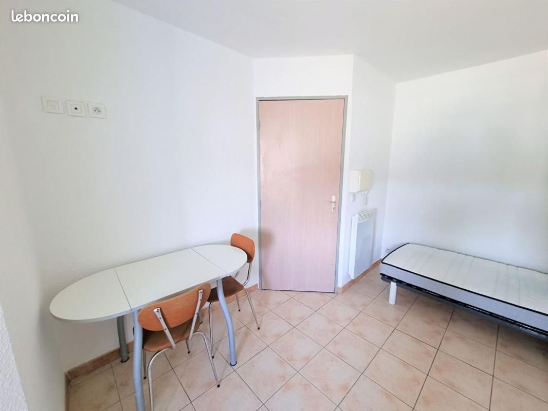 Appartement à louer, 13m², Albi