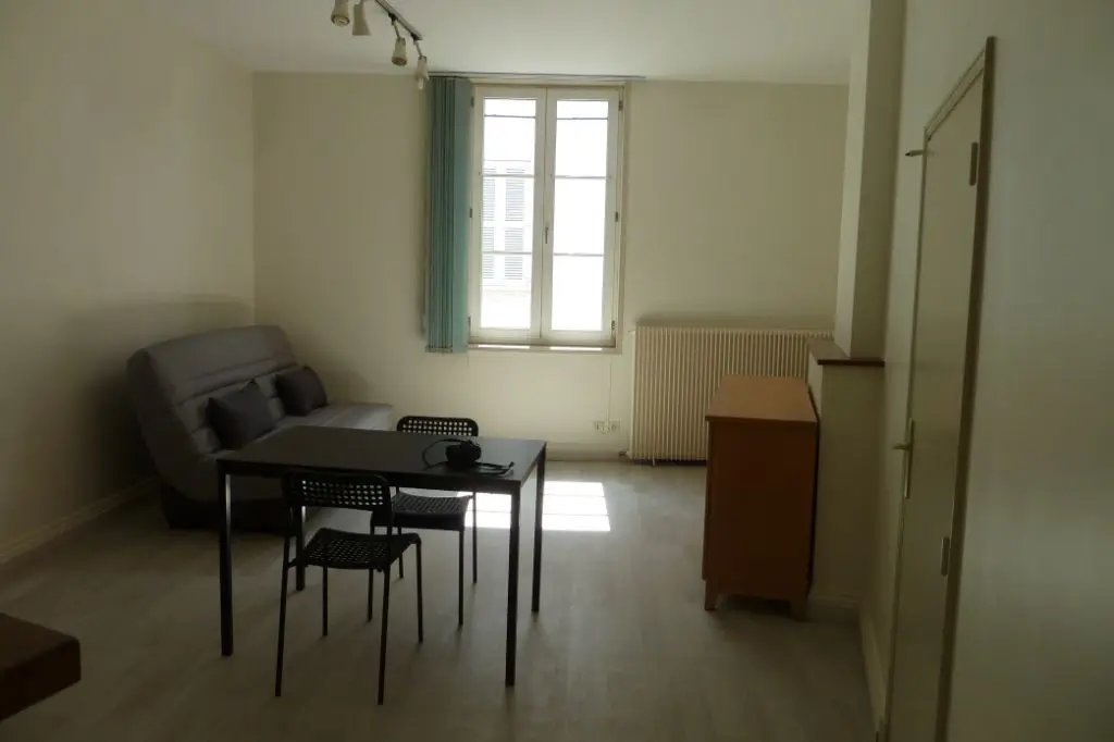 Appartement à louer, 31m², Saint-Aignan