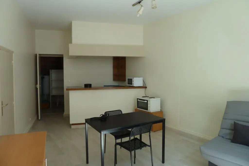 Appartement à louer, 31m², Saint-Aignan