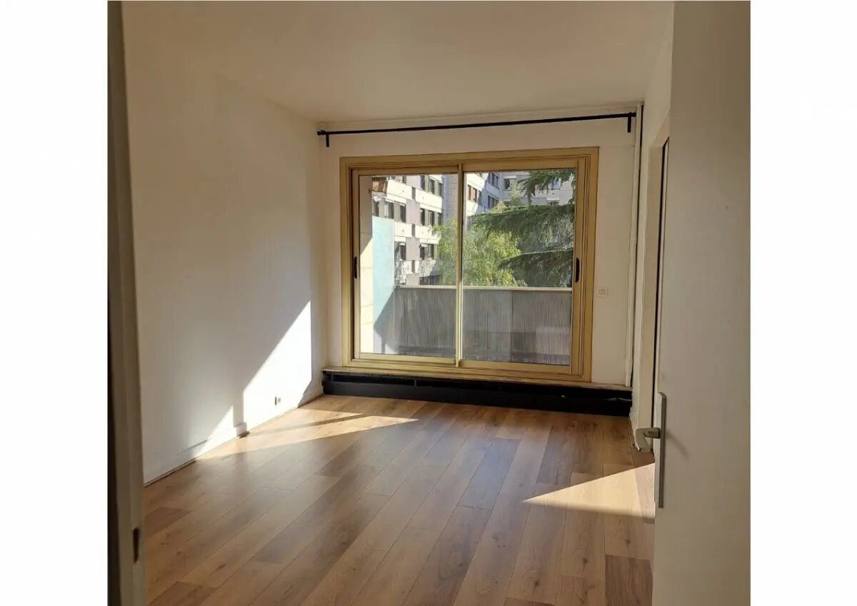 Appartement à louer, 82m², Saint-Cloud