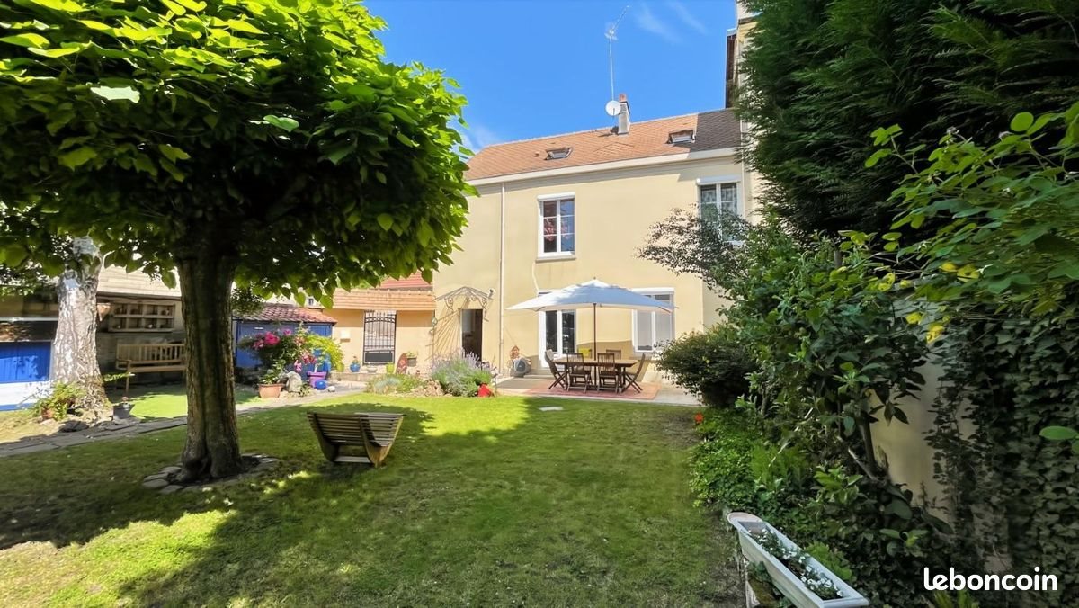 Maison à vendre, 156m², Bray-et-Lû