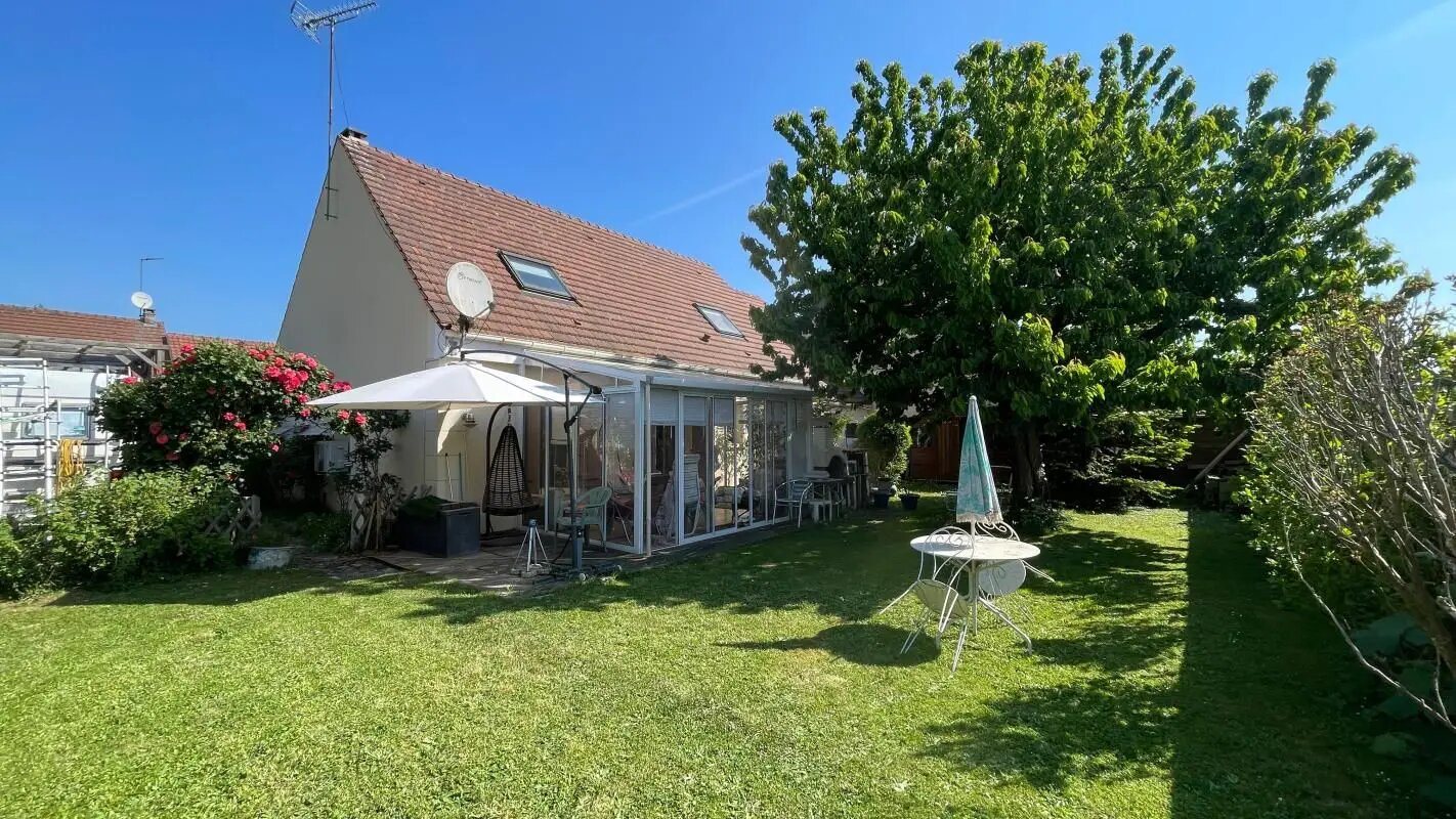 Maison à vendre, 125m², Bray-et-Lû