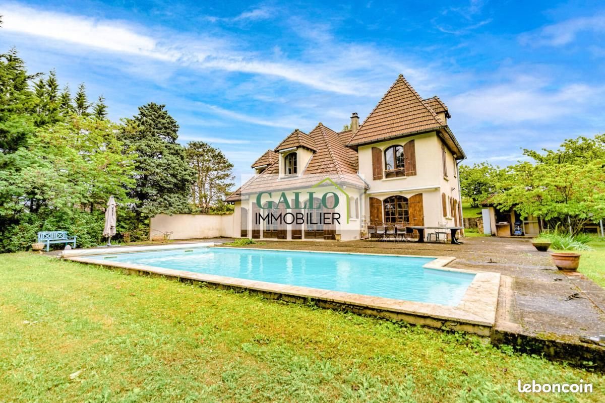 Maison à vendre, 237m², Diémoz
