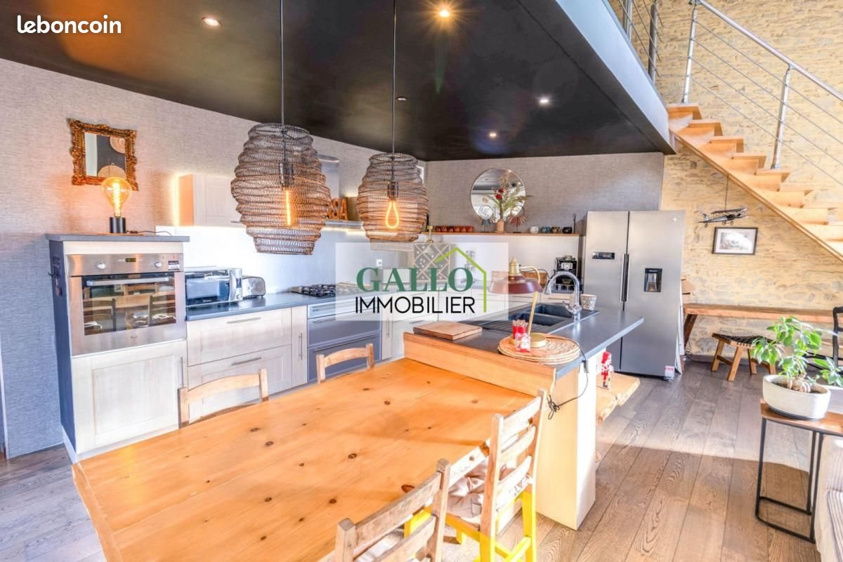 Maison à vendre, 160m², Vénérieu