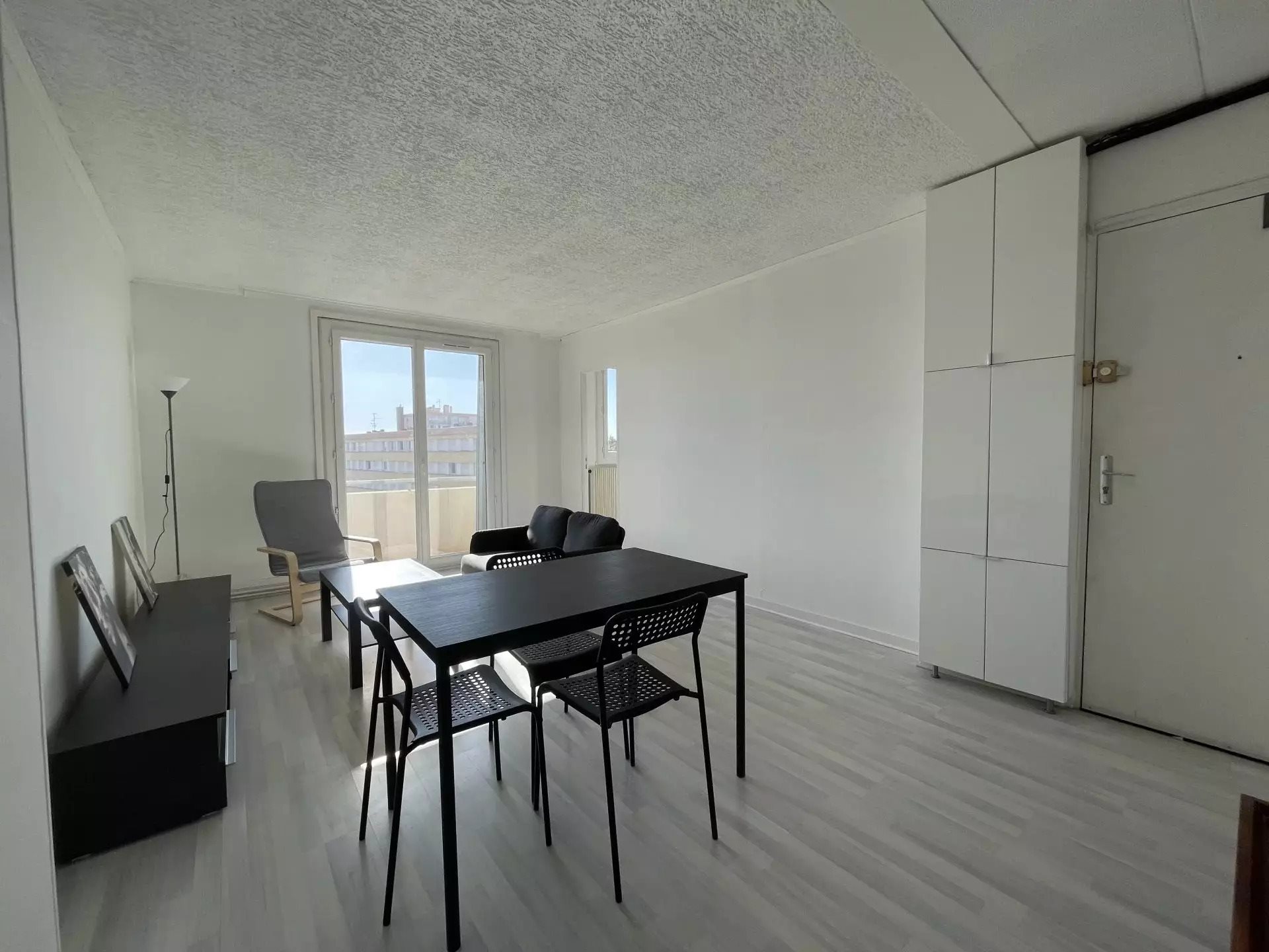 Appartement à louer, 63m², Bron