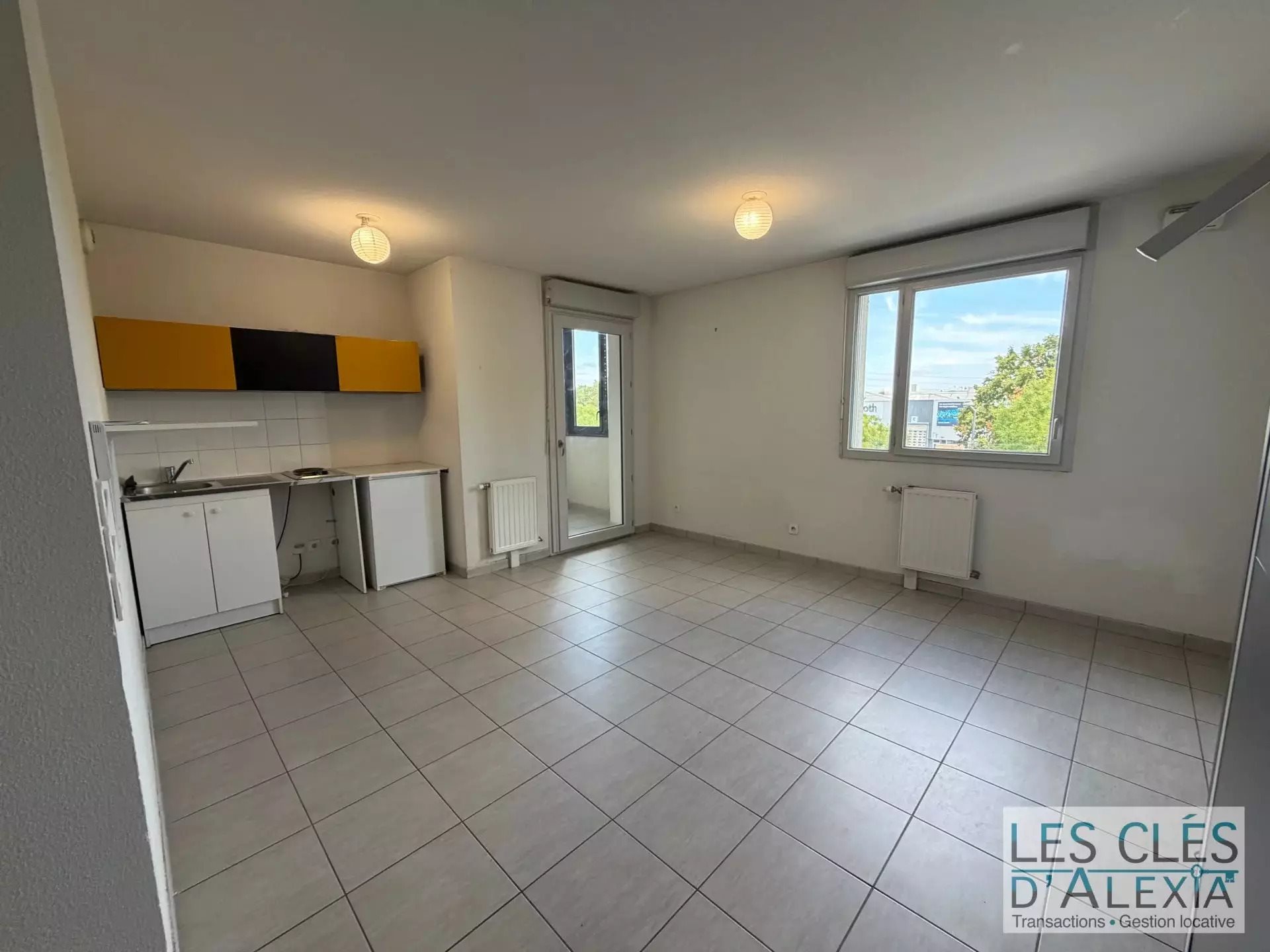 Appartement à vendre, 28m², Vénissieux