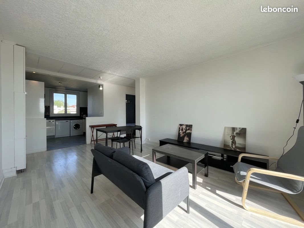 Appartement à louer, 64m², Bron