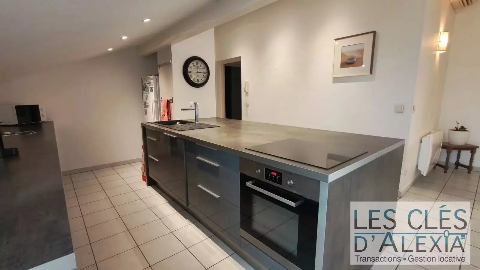 Appartement à vendre, 85m², Roussillon